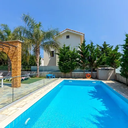 Ionion Seaside Villa Ayia Napa